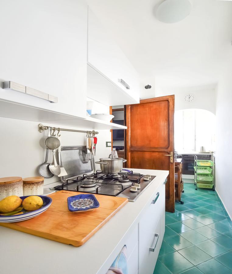 Amore Rentals - Casa Raffi Positano Eksteriør billede